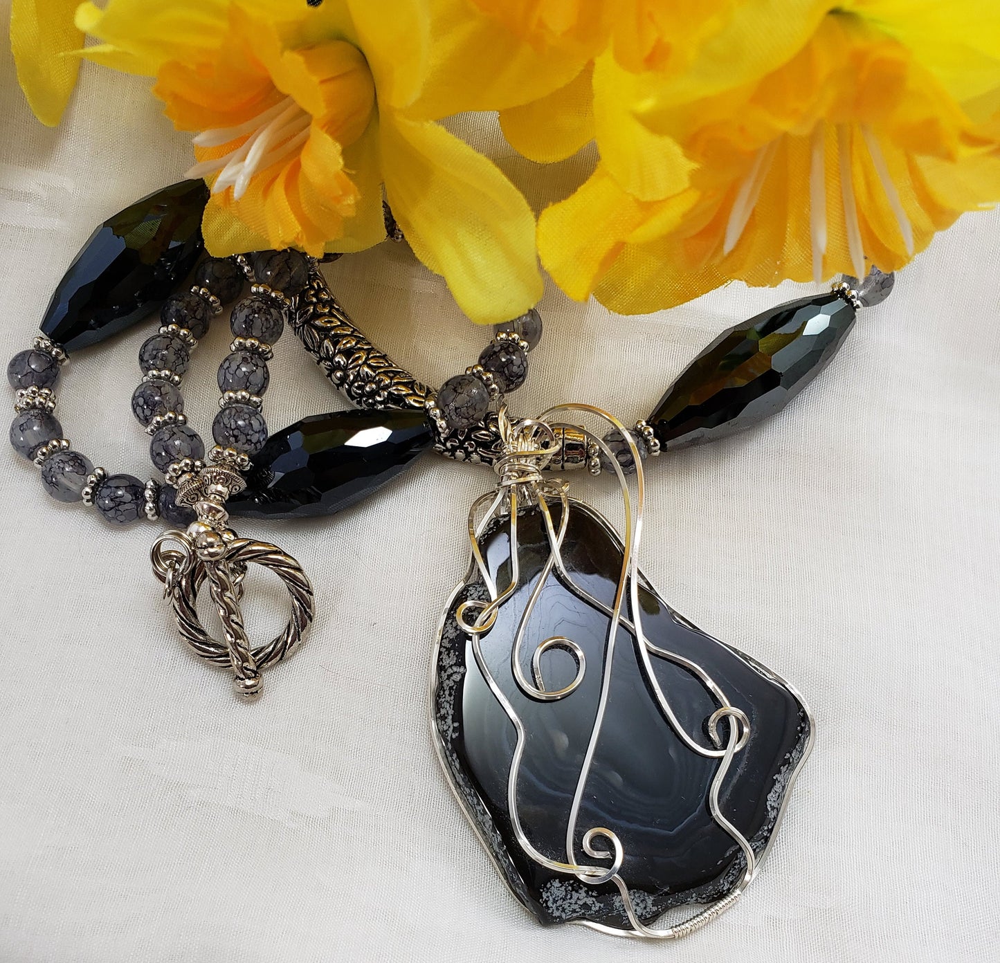 Wire Wrapped Black Veins Agate Pendant On Beaded Necklace